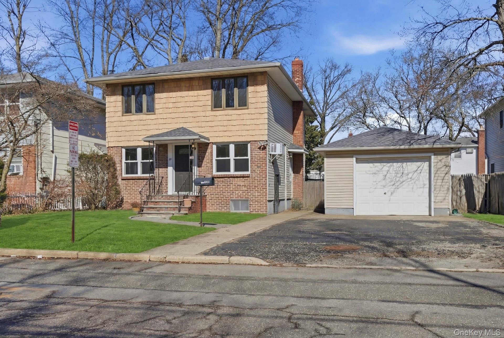 #1 photo, 35 Yennicock Avenue, Port Washington , NY 11050