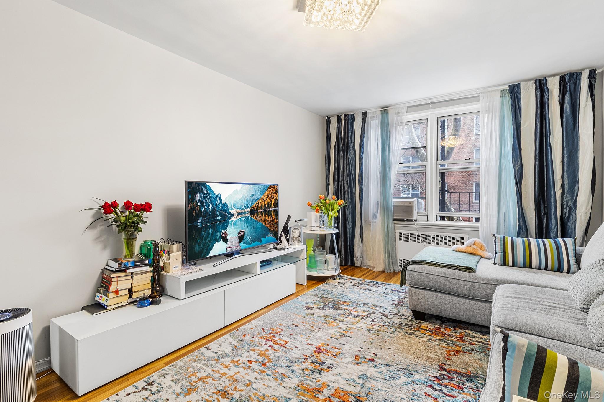 #4 photo, 2552 E 7th Street, Brooklyn , NY 11235