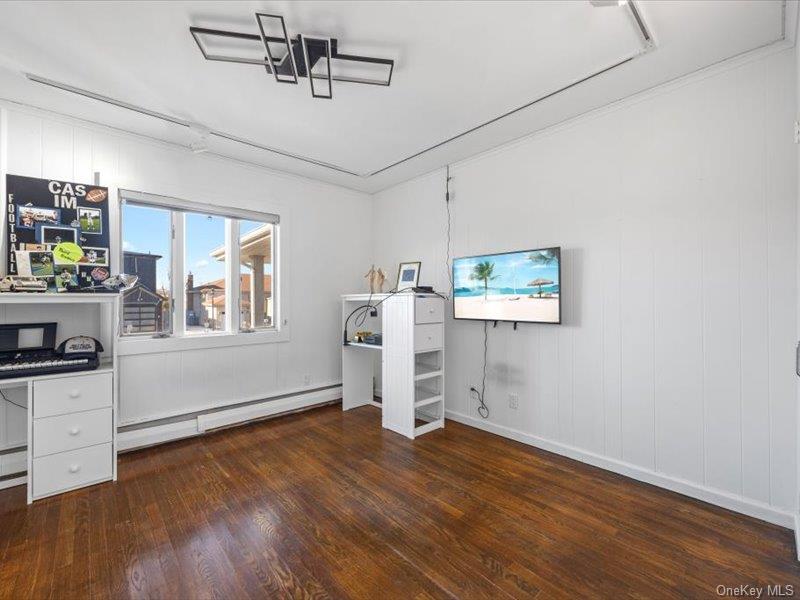 #18 photo, 844 Flanders Drive, מחוז נסאו Valley Stream , NY 11581