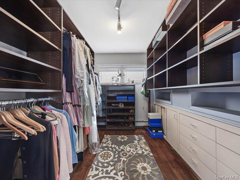 #19 photo, 844 Flanders Drive, מחוז נסאו Valley Stream , NY 11581