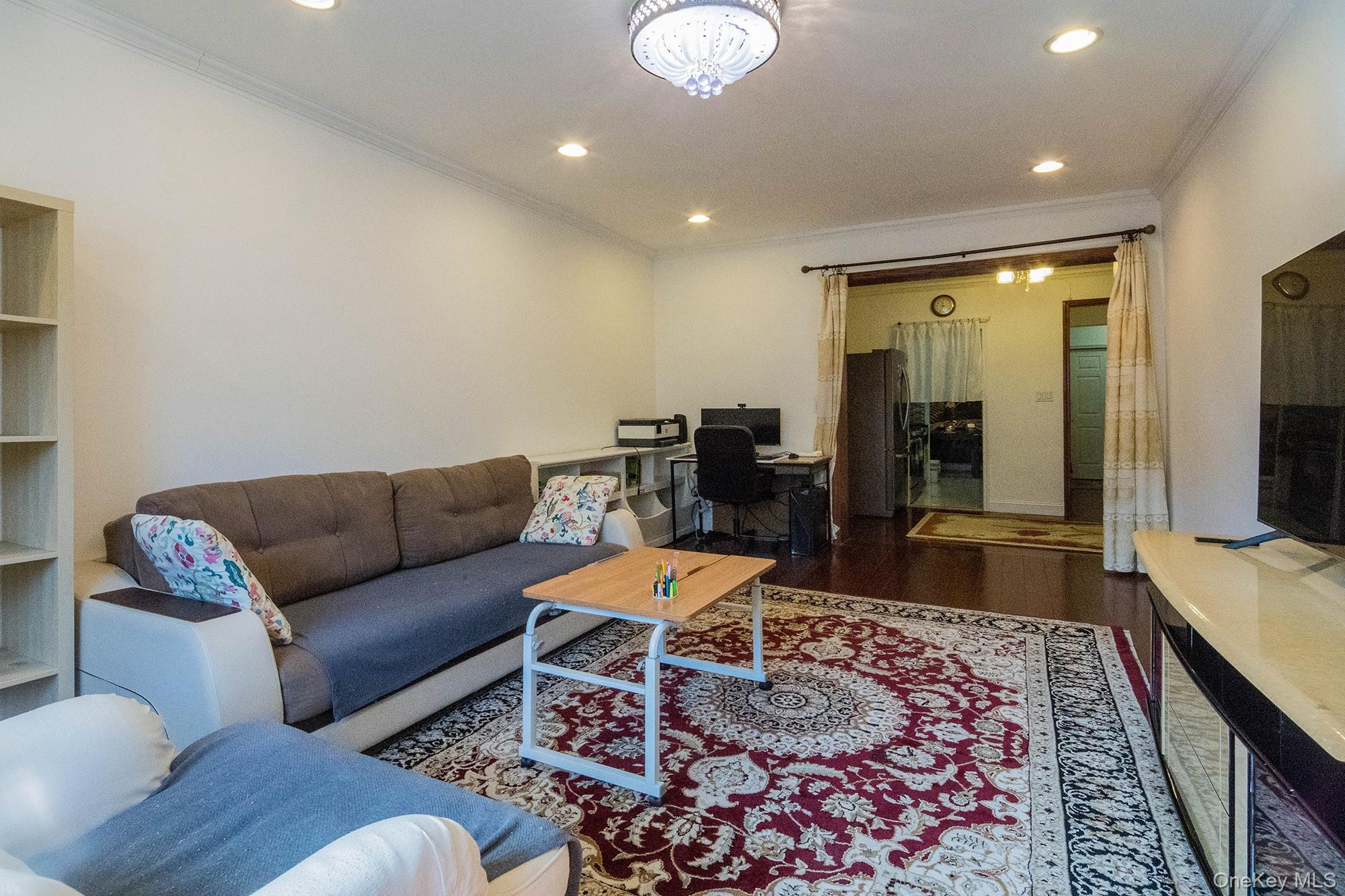 #4 photo, 9945 67TH Road, Forest Hills , NY 11375