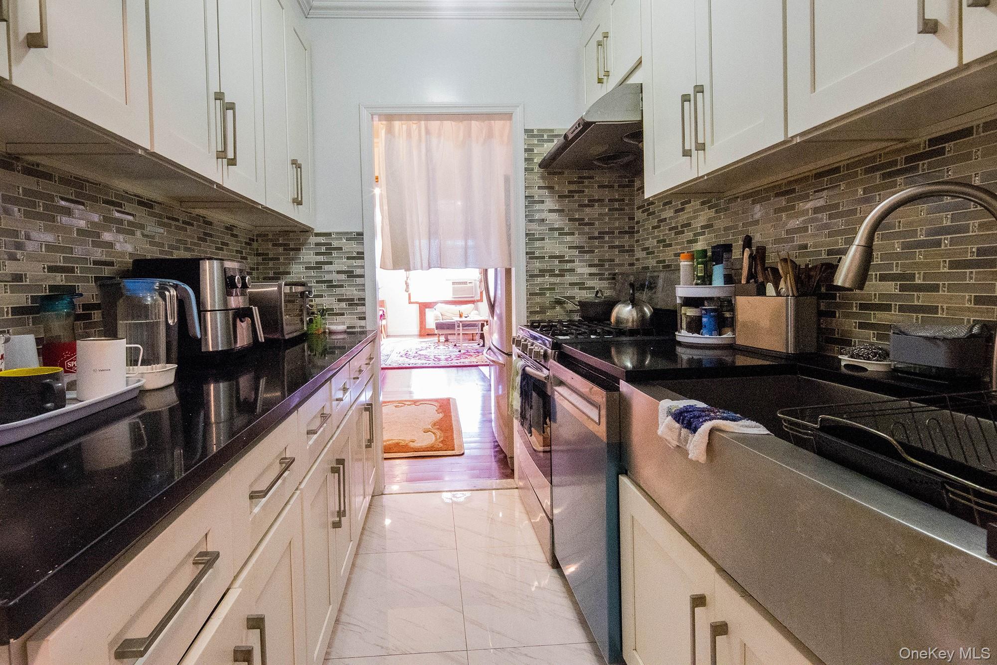 #7 photo, 9945 67TH Road, Forest Hills , NY 11375