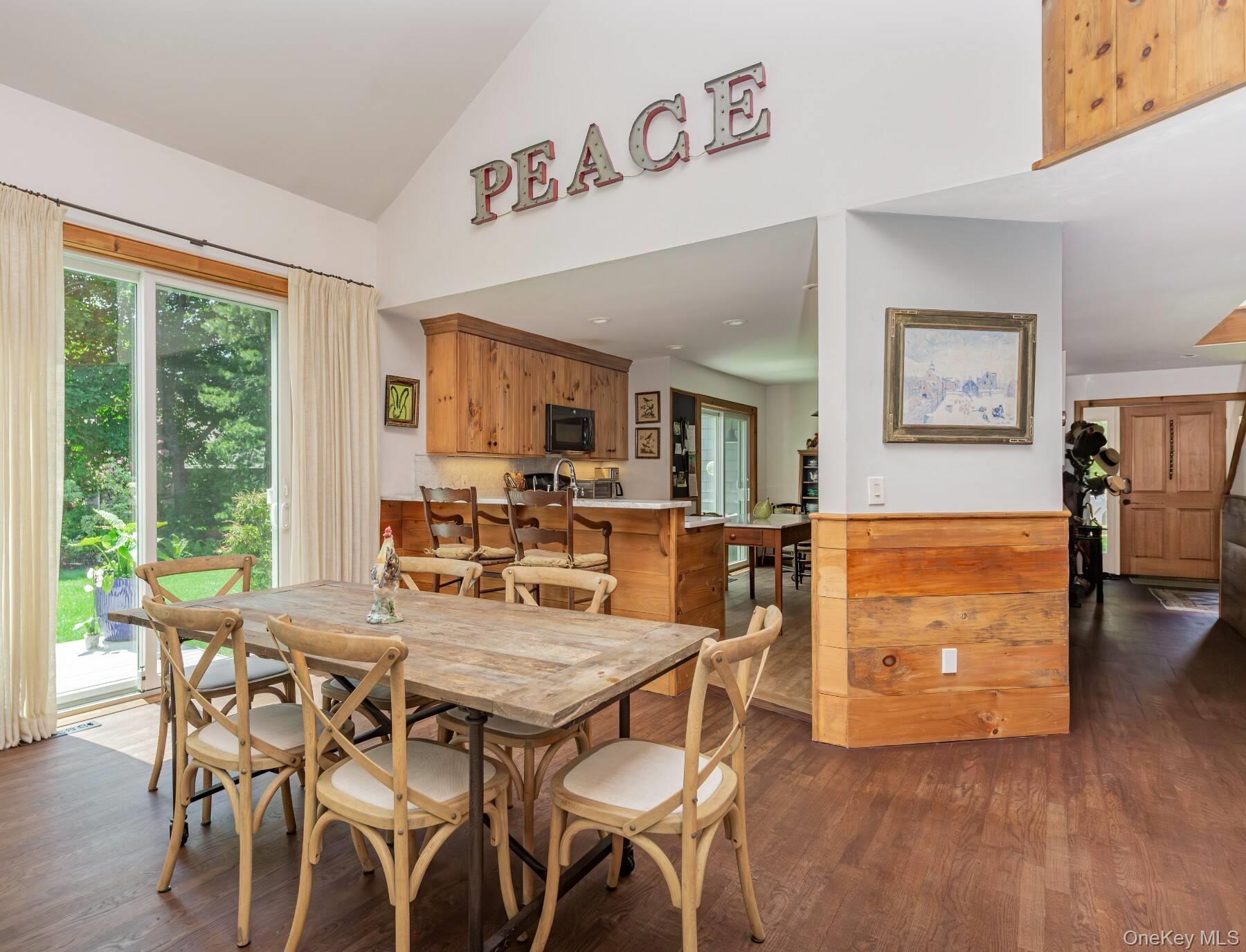 #8 photo, 61 Huckleberry Lane, East Hampton , NY 11937