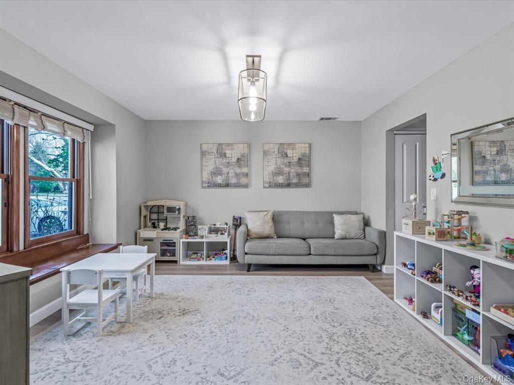 #4 photo, 54 Hidden Ridge Drive, Syosset , NY 11791