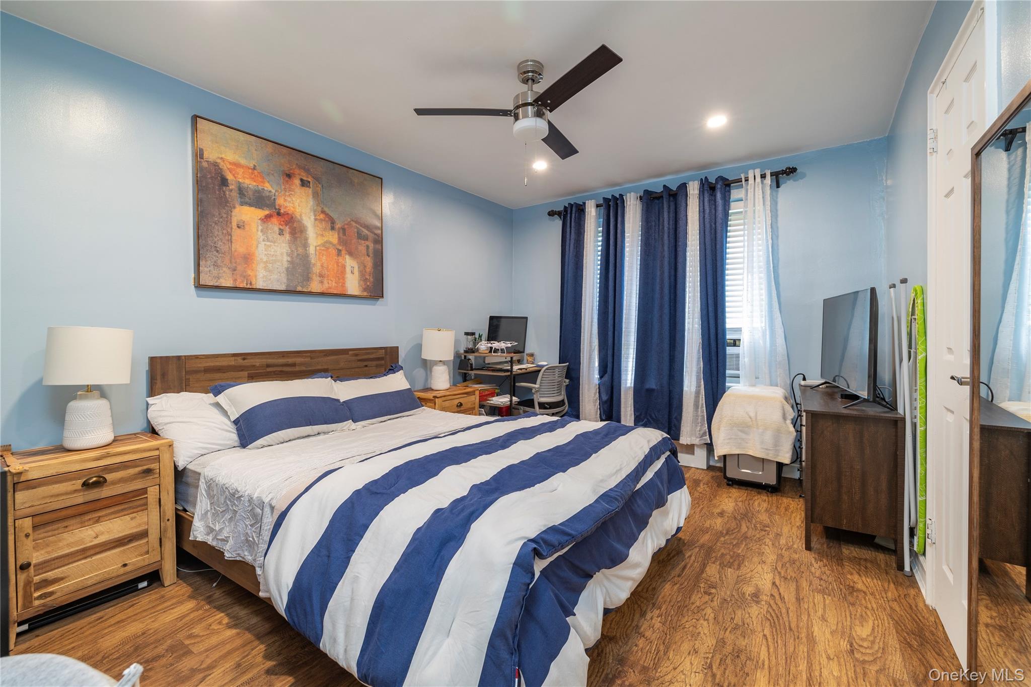 #14 photo, 250 W Merrick Road, מחוז נסאו Freeport , NY 11520