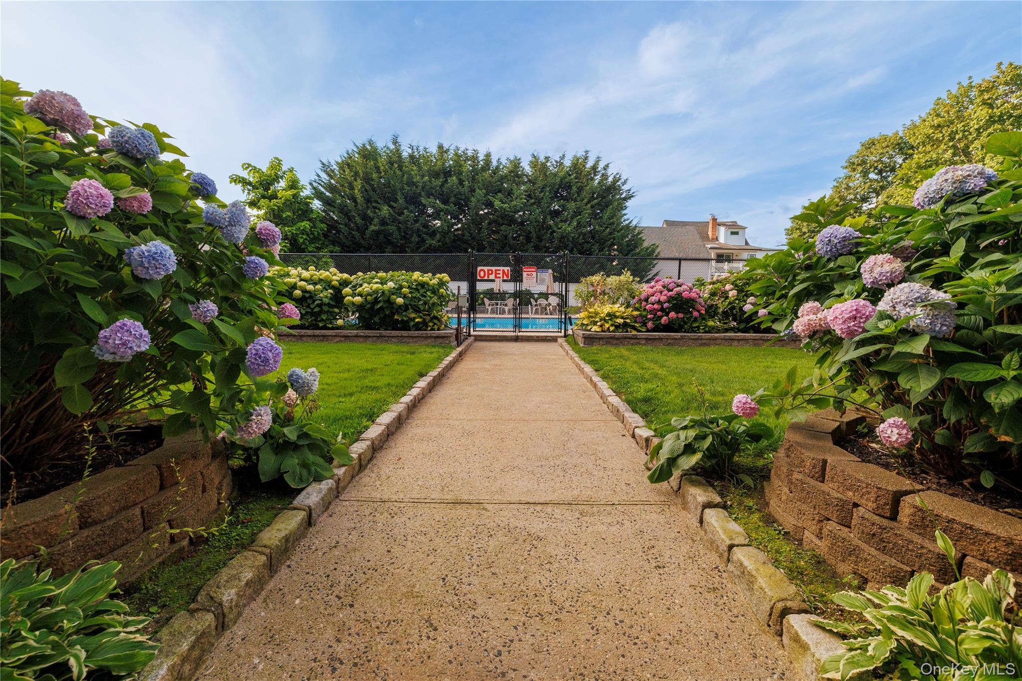 #18 photo, 250 W Merrick Road, מחוז נסאו Freeport , NY 11520