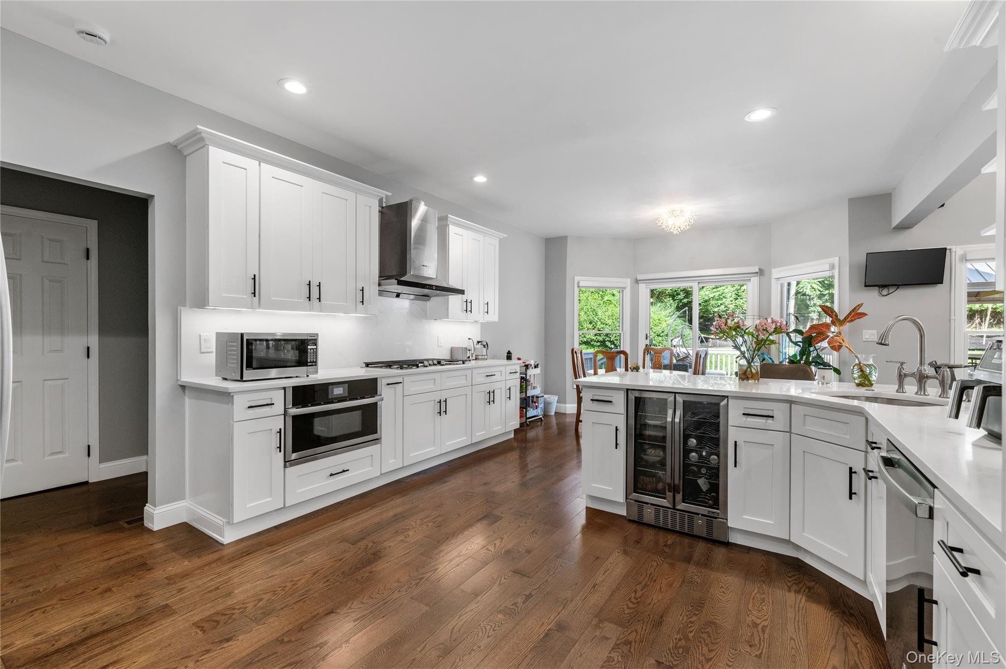 #8 photo, 91 Bennetts Road, East Setauket , NY 11733