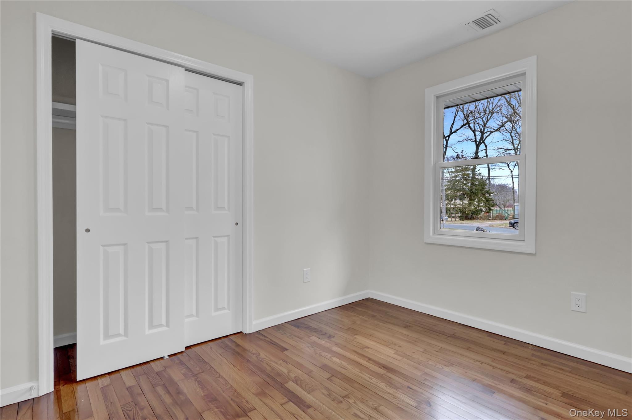 #10 photo, 43 Penny Drive, מחוז סאפוק Calverton , NY 11933