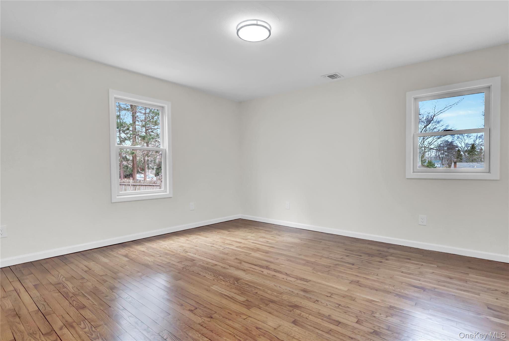 #13 photo, 43 Penny Drive, מחוז סאפוק Calverton , NY 11933