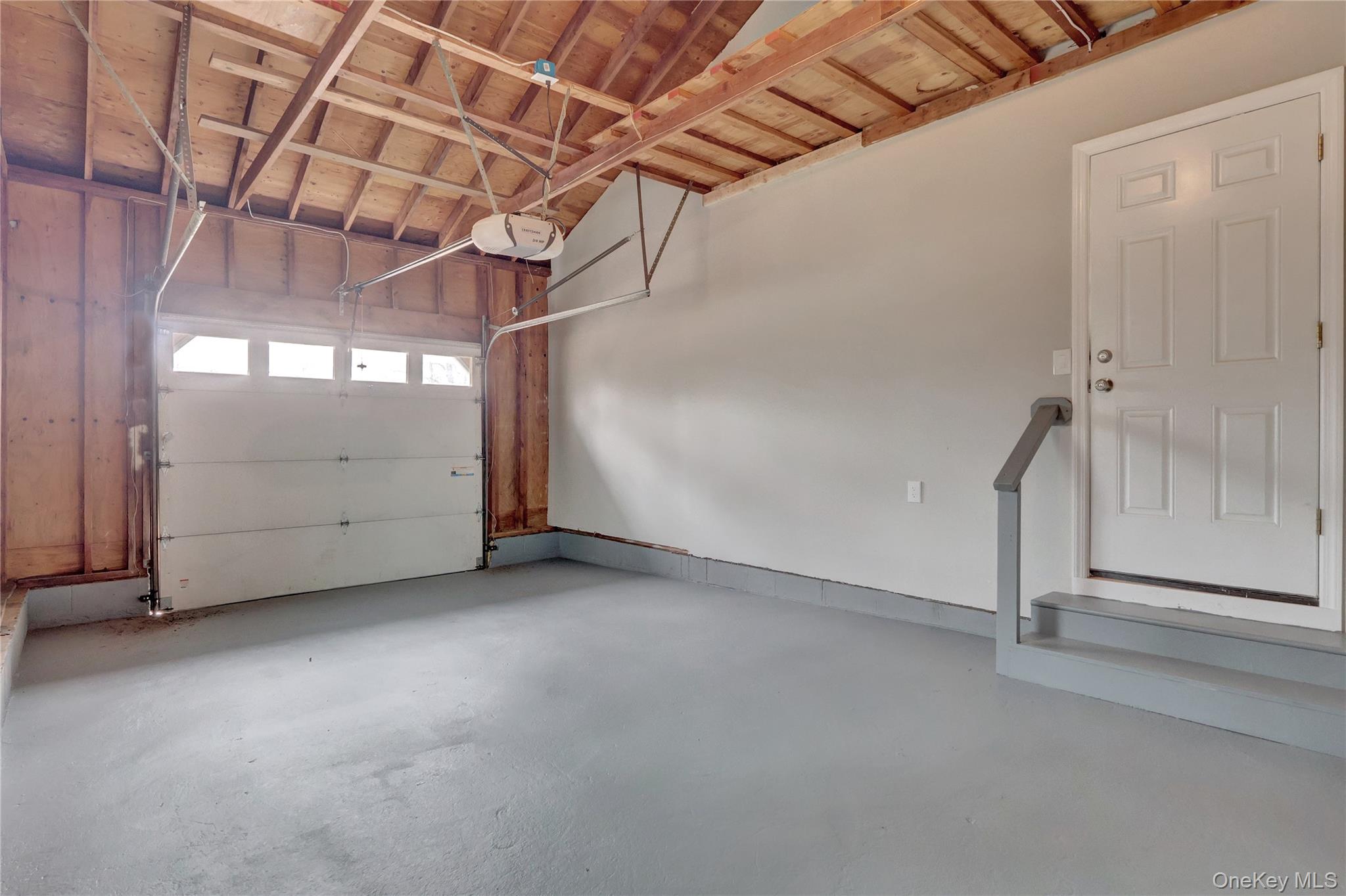 #16 photo, 43 Penny Drive, מחוז סאפוק Calverton , NY 11933