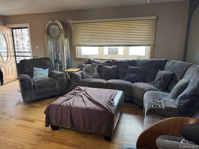 #2 photo, 320 40th Street, Copiague , NY 11726