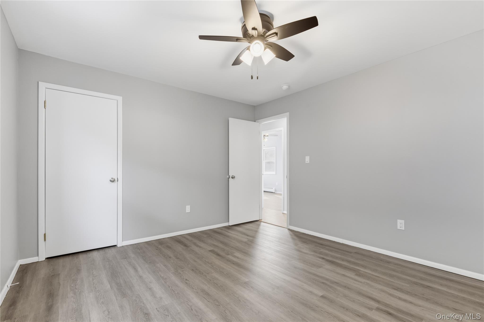 #17 photo, 360 W Fulton Street, Long Beach , NY 11561