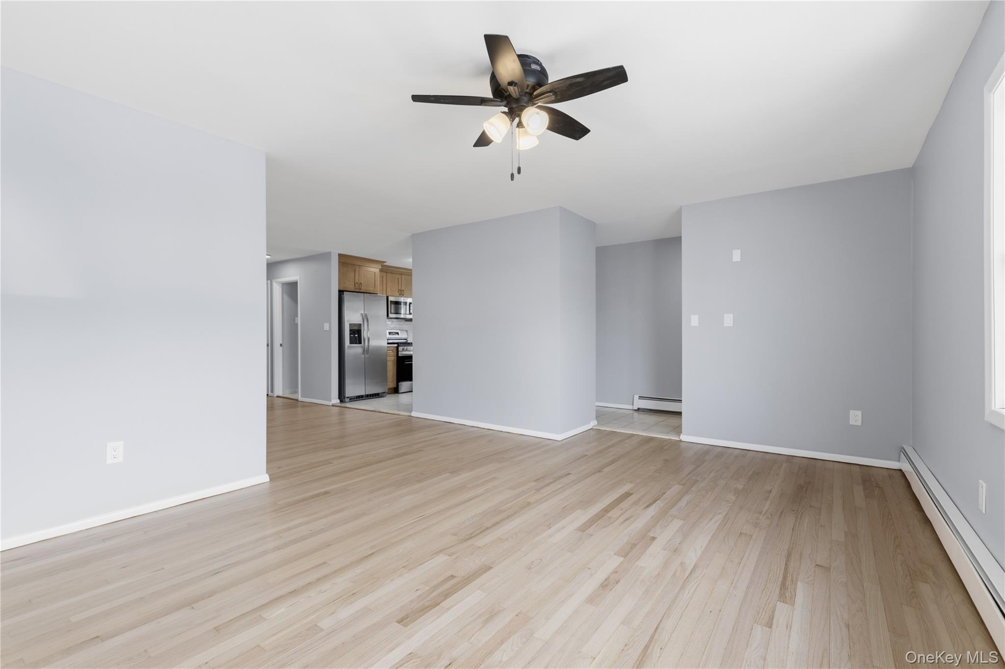 #6 photo, 360 W Fulton Street, Long Beach , NY 11561