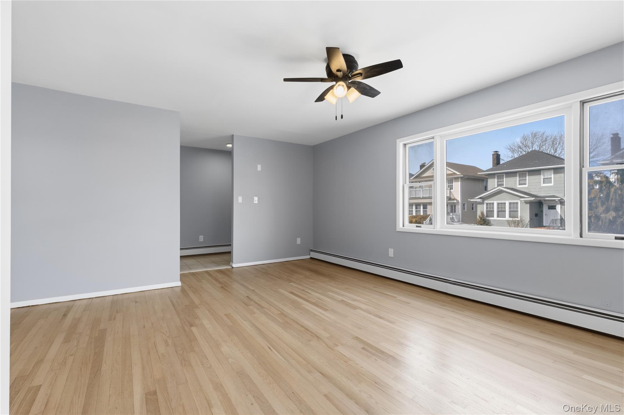 #7 photo, 360 W Fulton Street, Long Beach , NY 11561