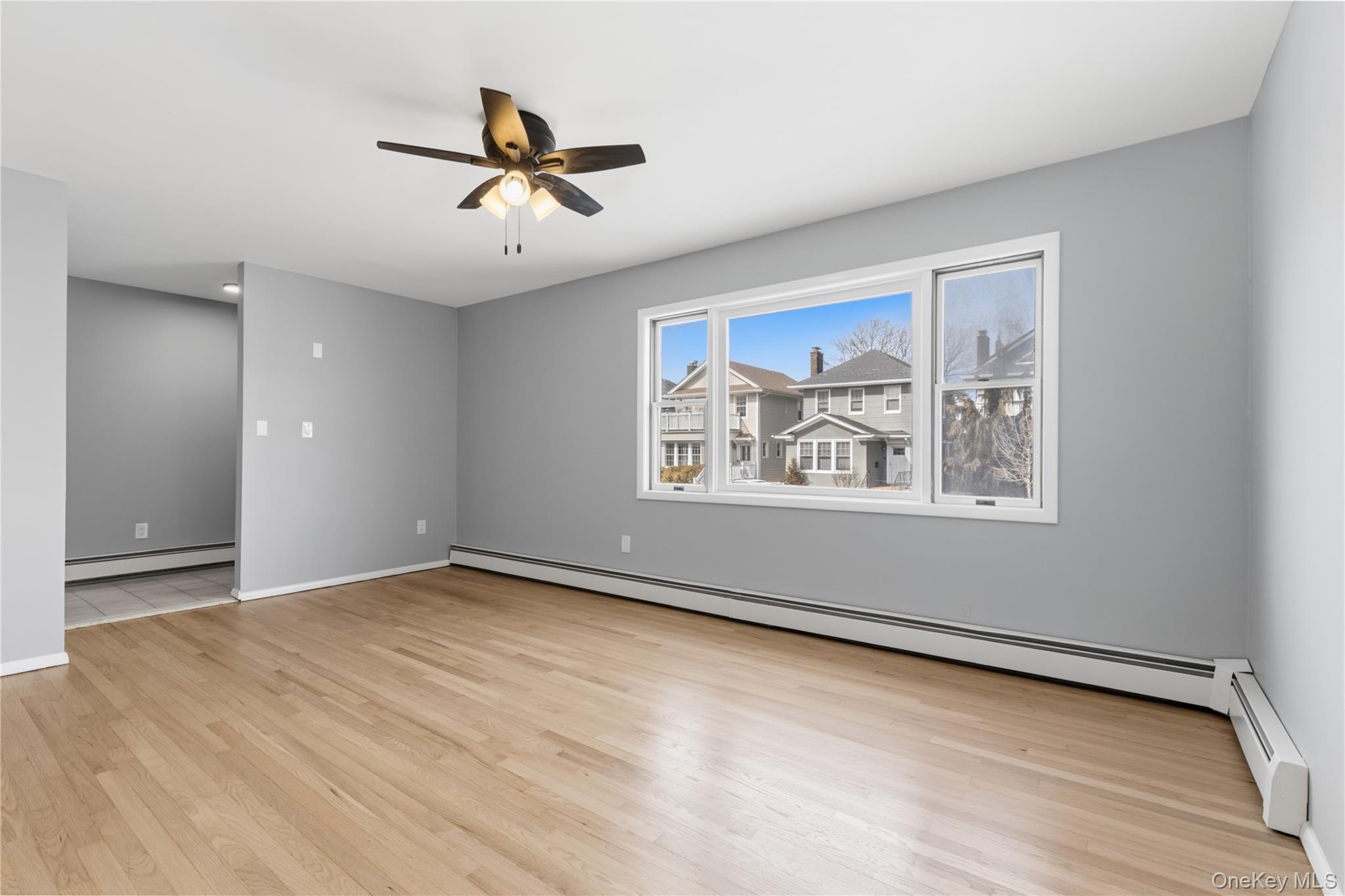 #8 photo, 360 W Fulton Street, Long Beach , NY 11561