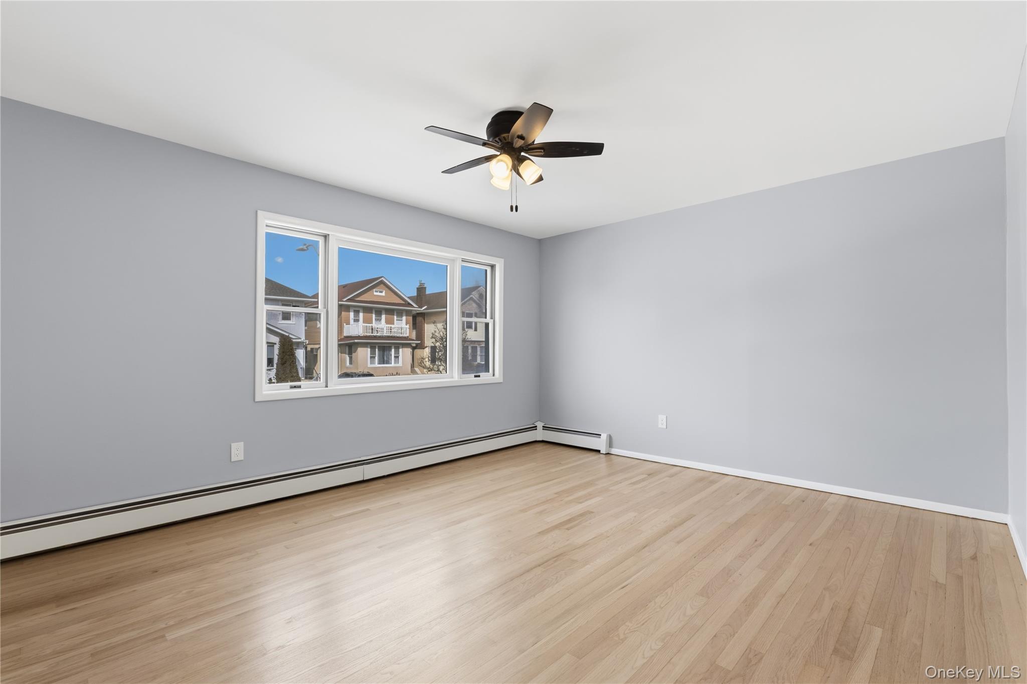 #9 photo, 360 W Fulton Street, Long Beach , NY 11561