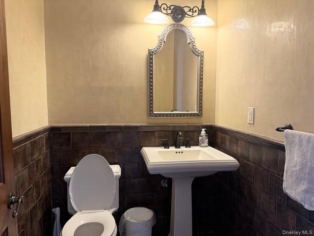 #17 photo, 316 Roxbury Road, Garden City , NY 11530