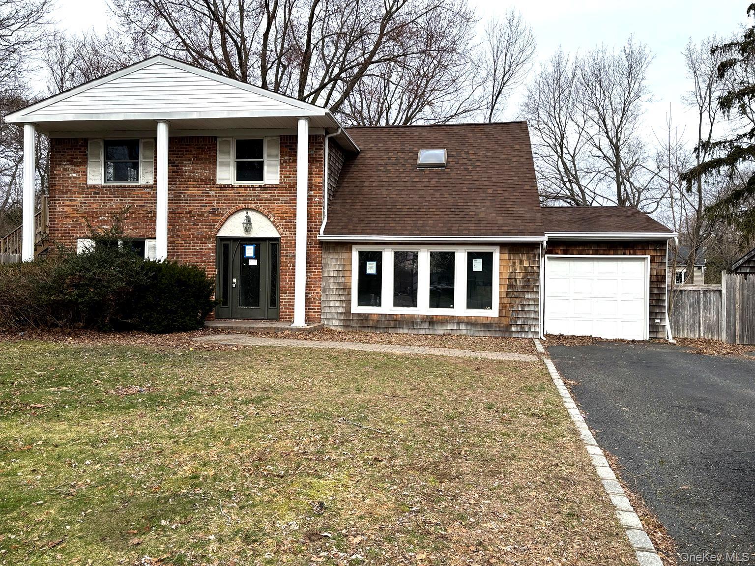 #1 photo, 4 Vale Court, Mount Sinai , NY 11766