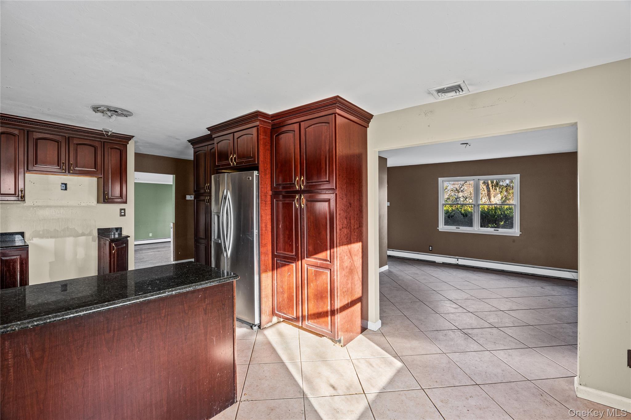 #11 photo, 4 Vale Court, 東長島 Mount Sinai , NY 11766