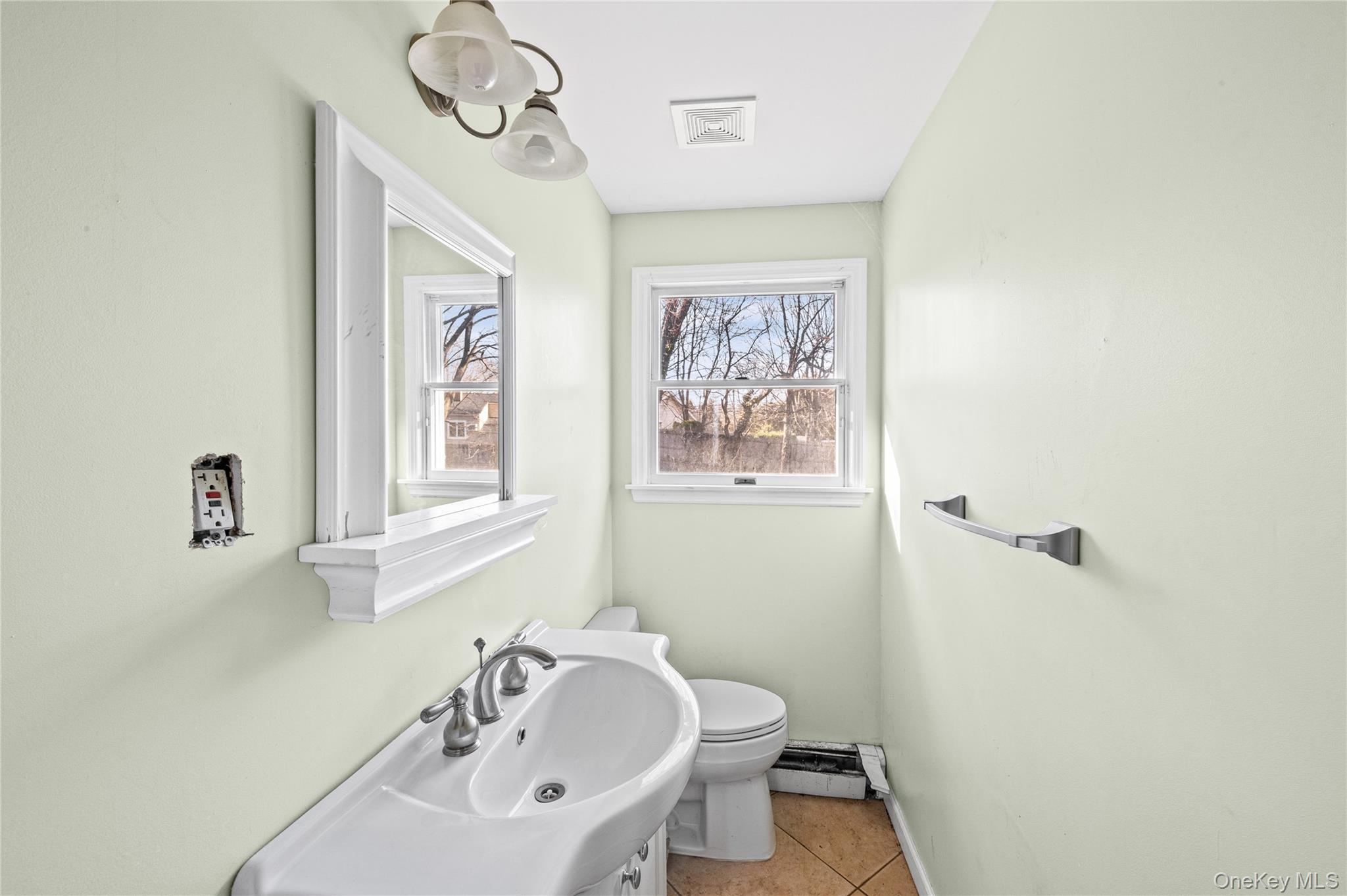 #12 photo, 4 Vale Court, 東長島 Mount Sinai , NY 11766