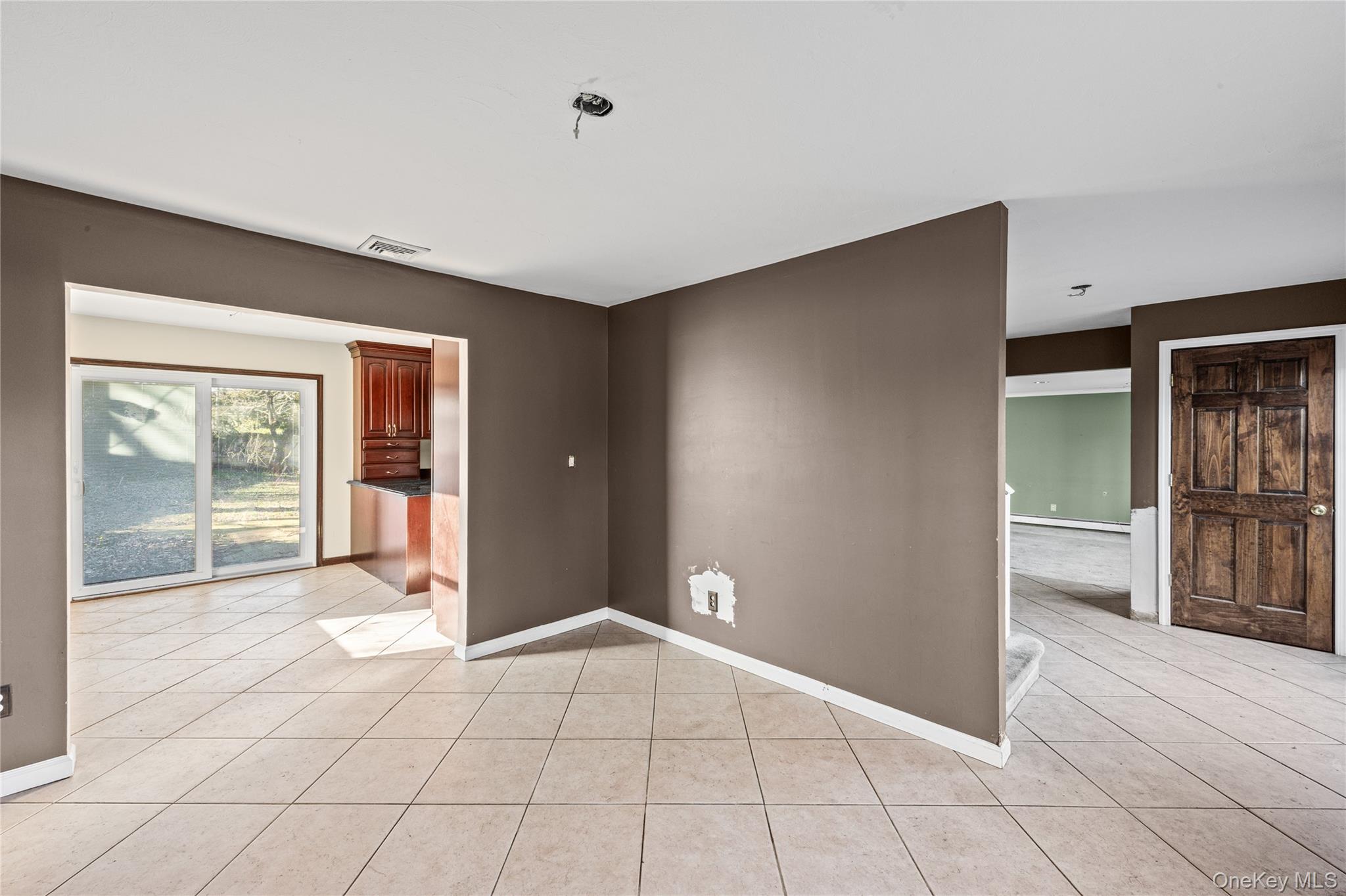 #6 photo, 4 Vale Court, 東長島 Mount Sinai , NY 11766