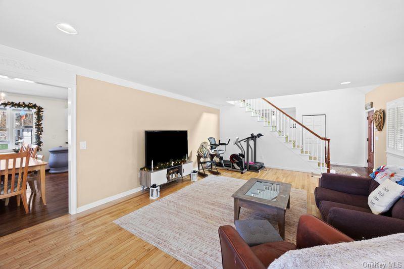 #14 photo, 259 Frowein Road, Center Moriches , NY 11934