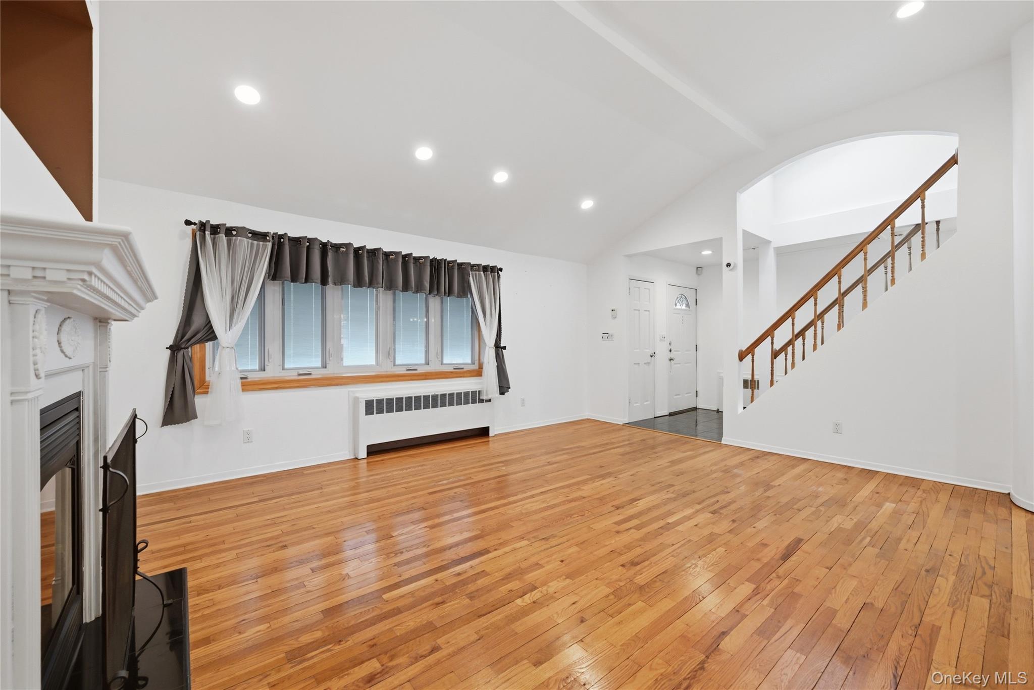 #5 photo, 22 Randal Drive, Bethpage , NY 11714