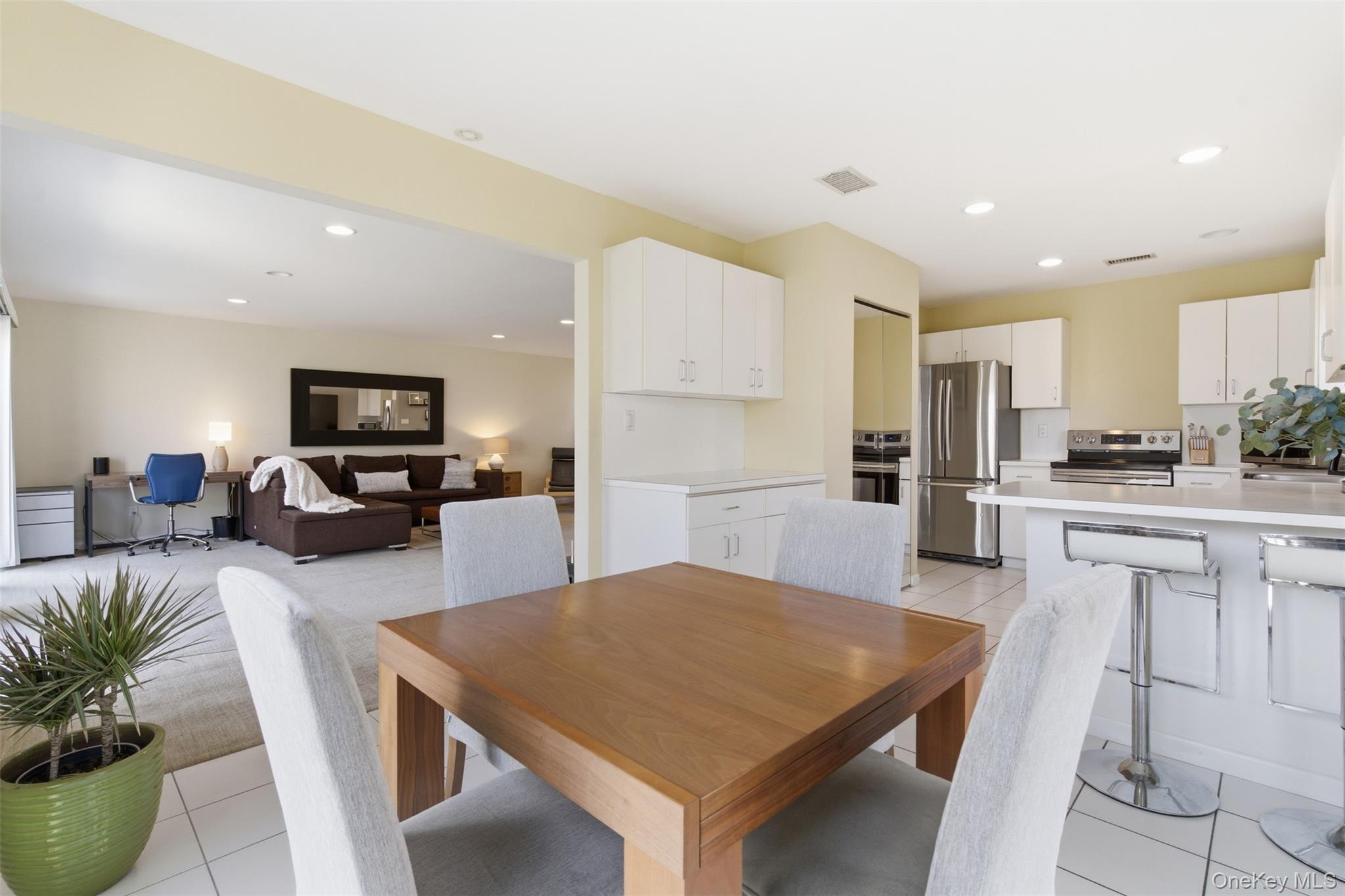 #12 photo, 100 Northgate Circle, Melville , NY 11747