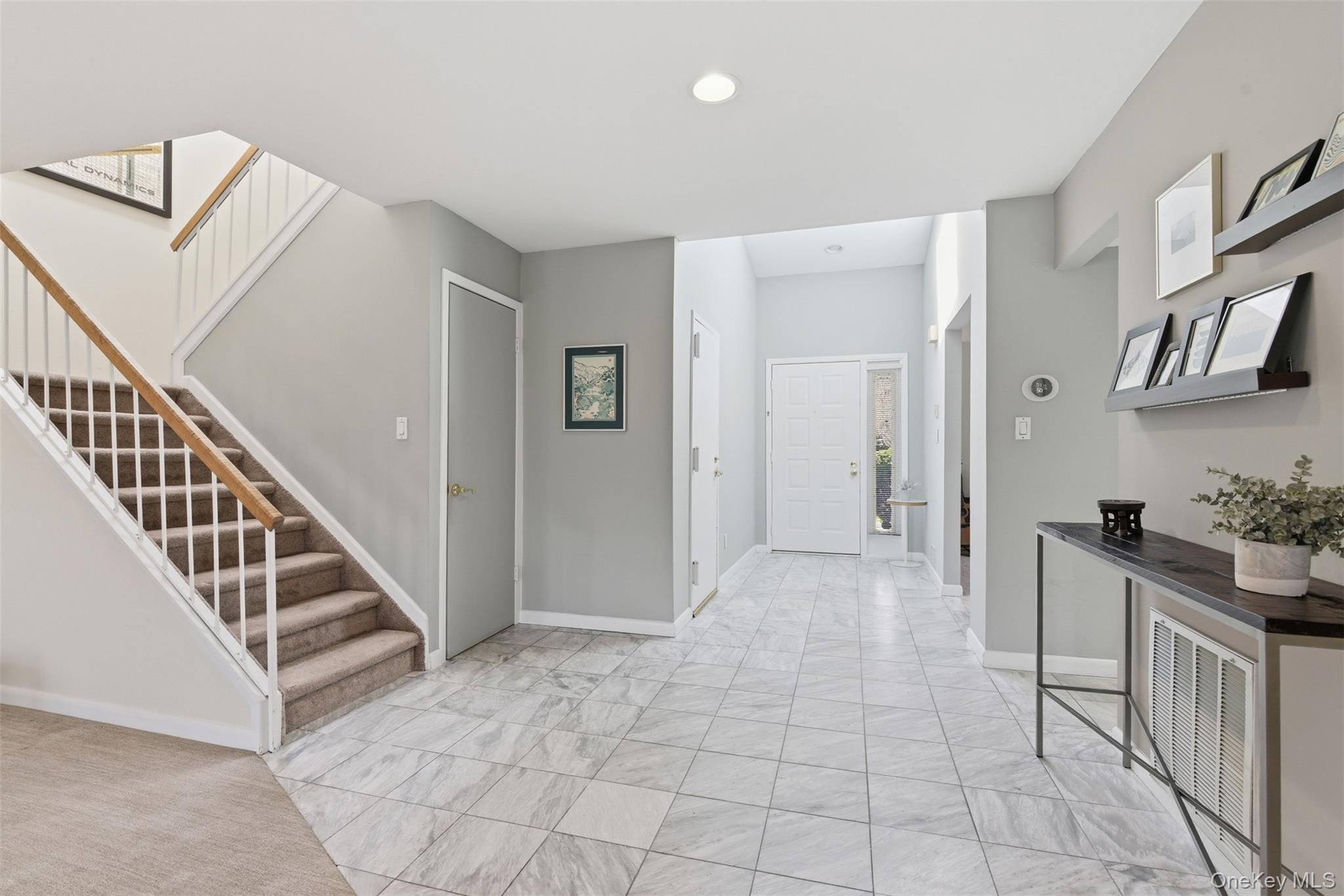 #4 photo, 100 Northgate Circle, Melville , NY 11747