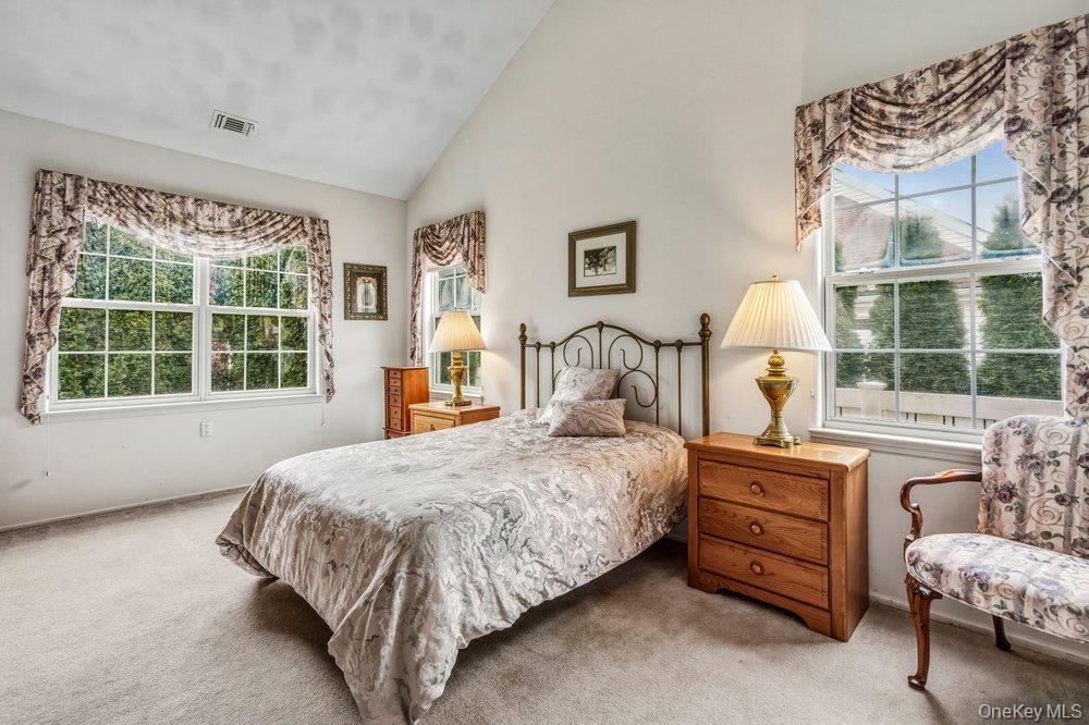 #18 photo, 587 Leisure Drive, Ridge , NY 11961