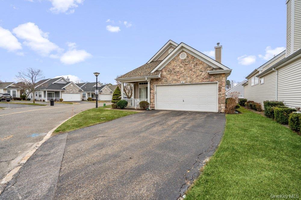 #3 photo, 587 Leisure Drive, Ridge , NY 11961