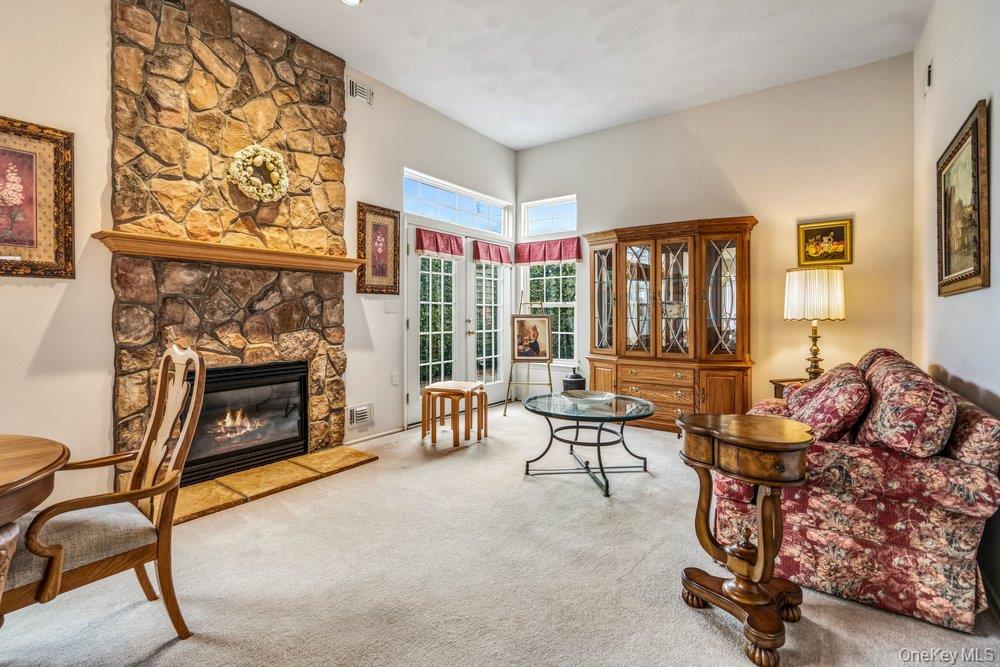 #9 photo, 587 Leisure Drive, Ridge , NY 11961