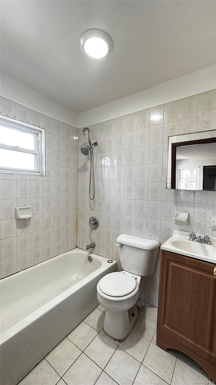 #8 photo, 19128 114th Drive, কুইন্‌স Saint Albans , NY 11412