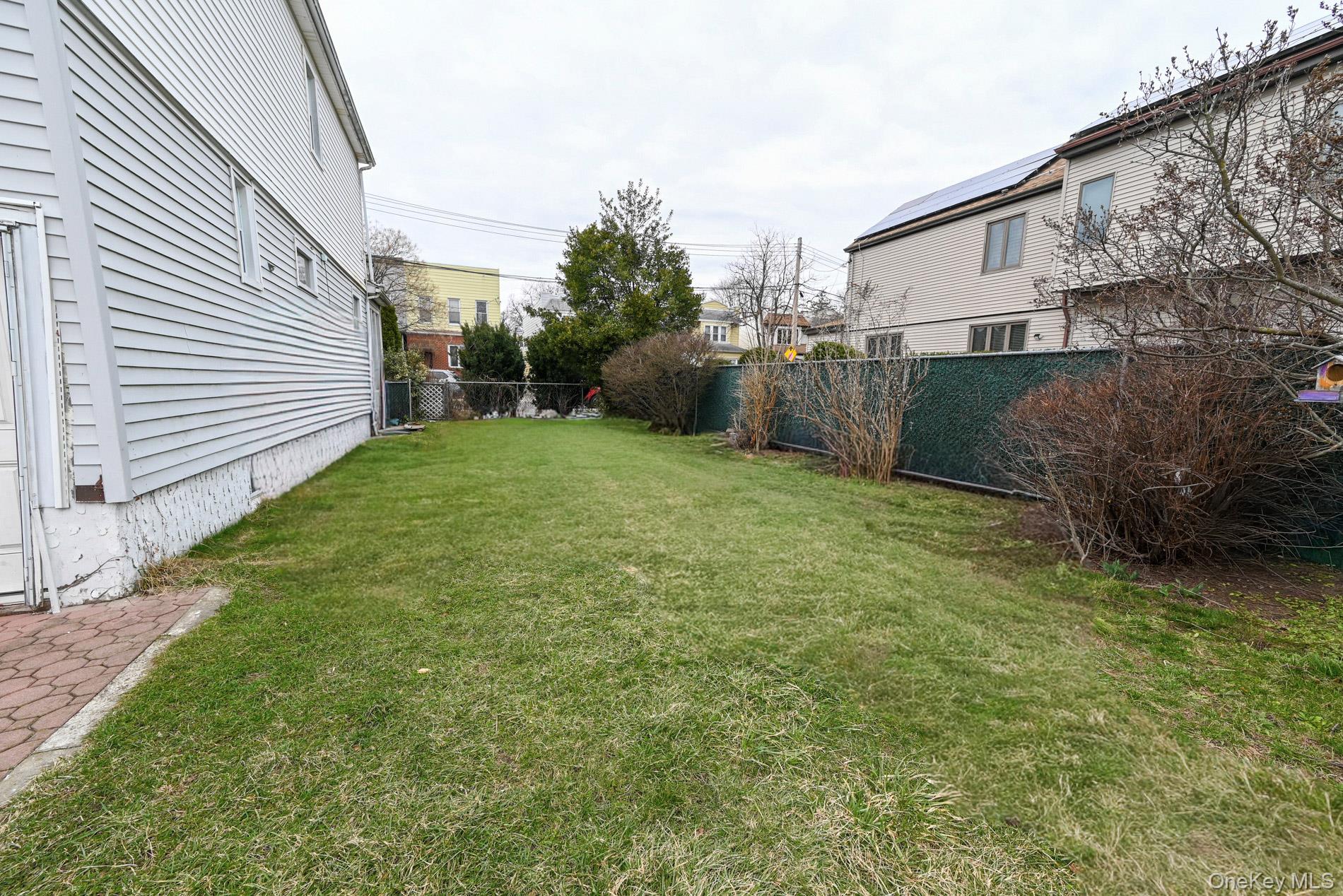 #10 photo, 7025 71st Place, Glendale , NY 11385