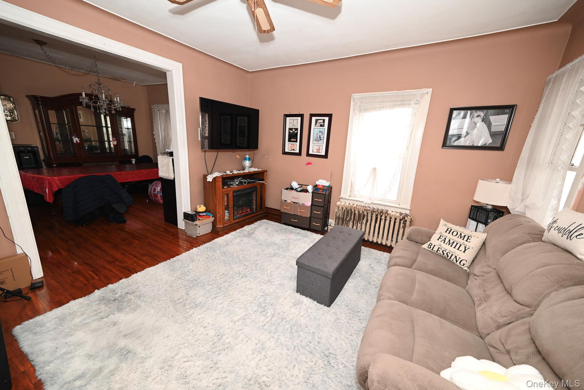 #15 photo, 7025 71st Place, Glendale , NY 11385