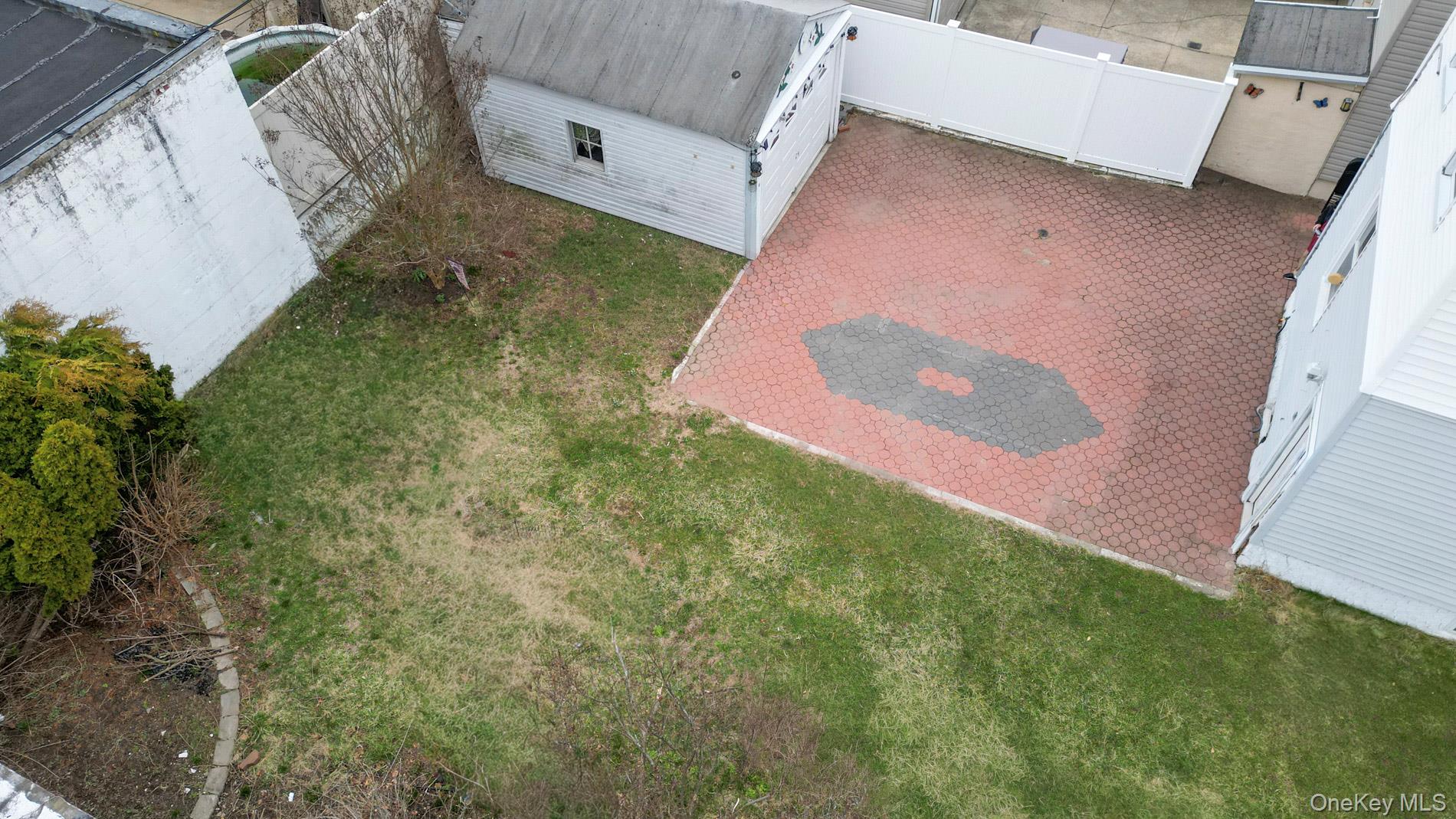 #7 photo, 7025 71st Place, Glendale , NY 11385