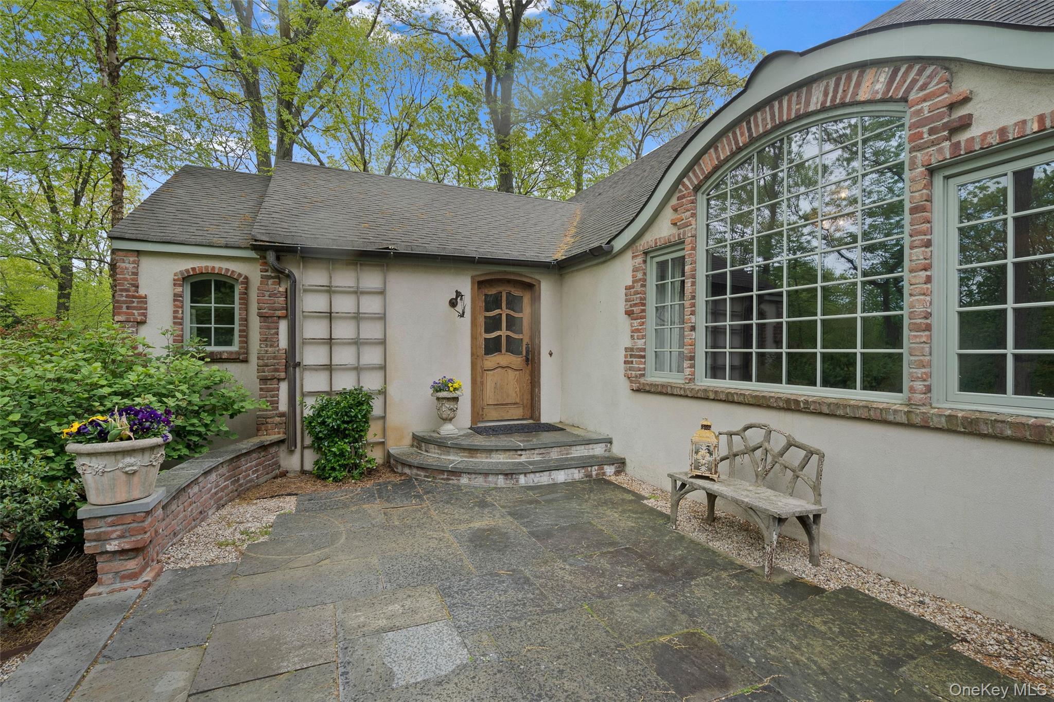 #19 photo, 68 Flower Hill Road, সাফোক কাউন্টি Huntington , NY 11743