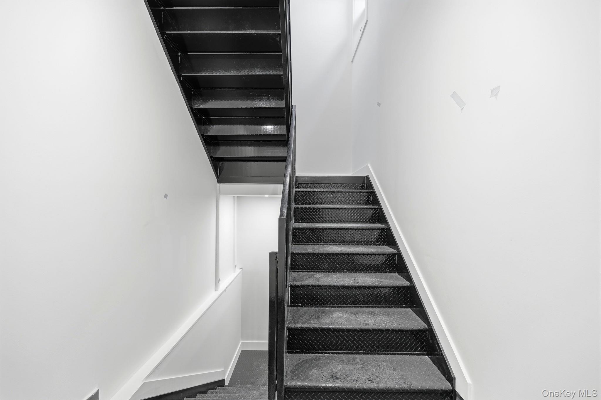 #18 photo, 2152 Muliner Avenue, Bronx , NY 10462