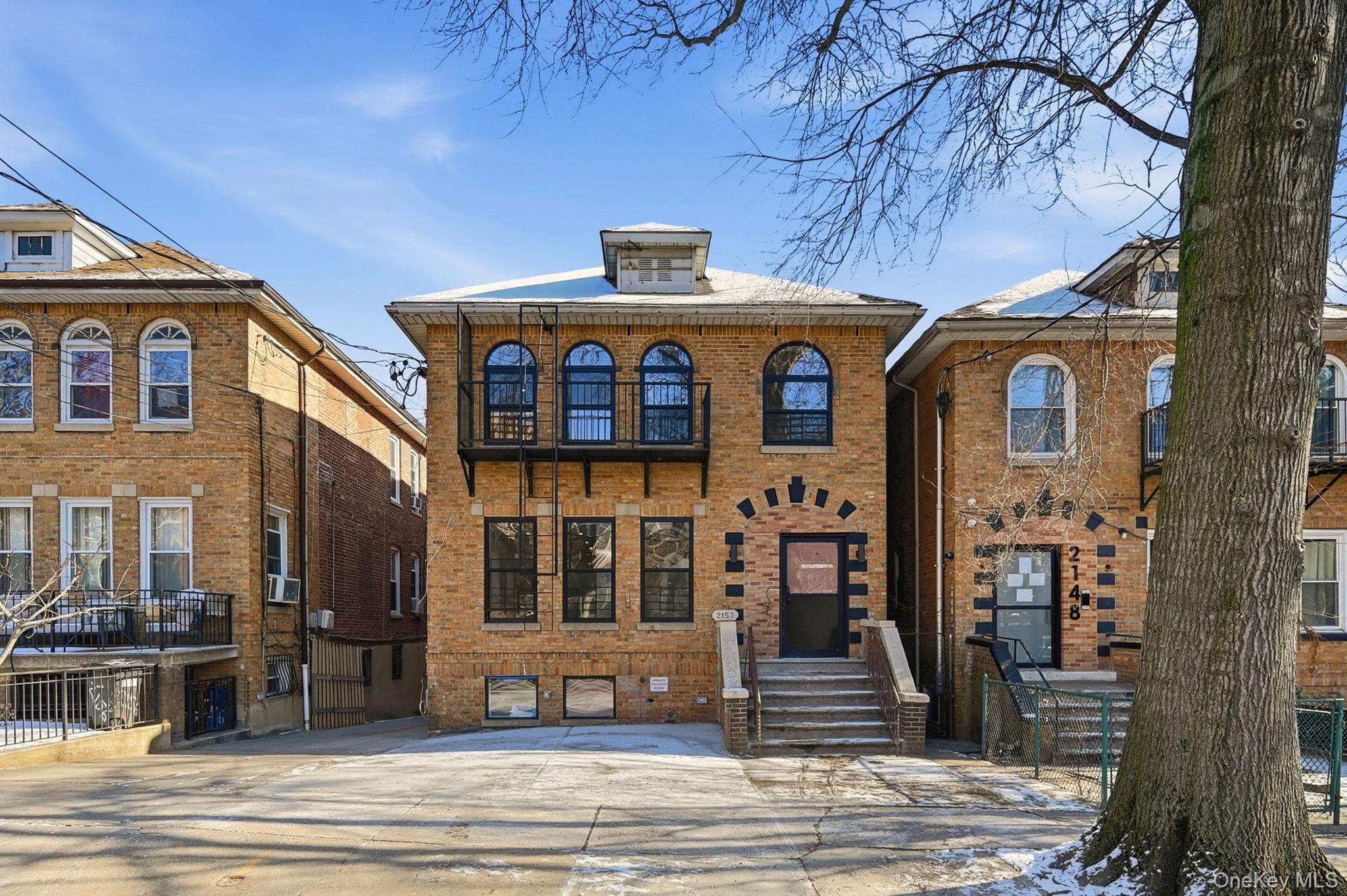 #4 photo, 2152 Muliner Avenue, Bronx , NY 10462