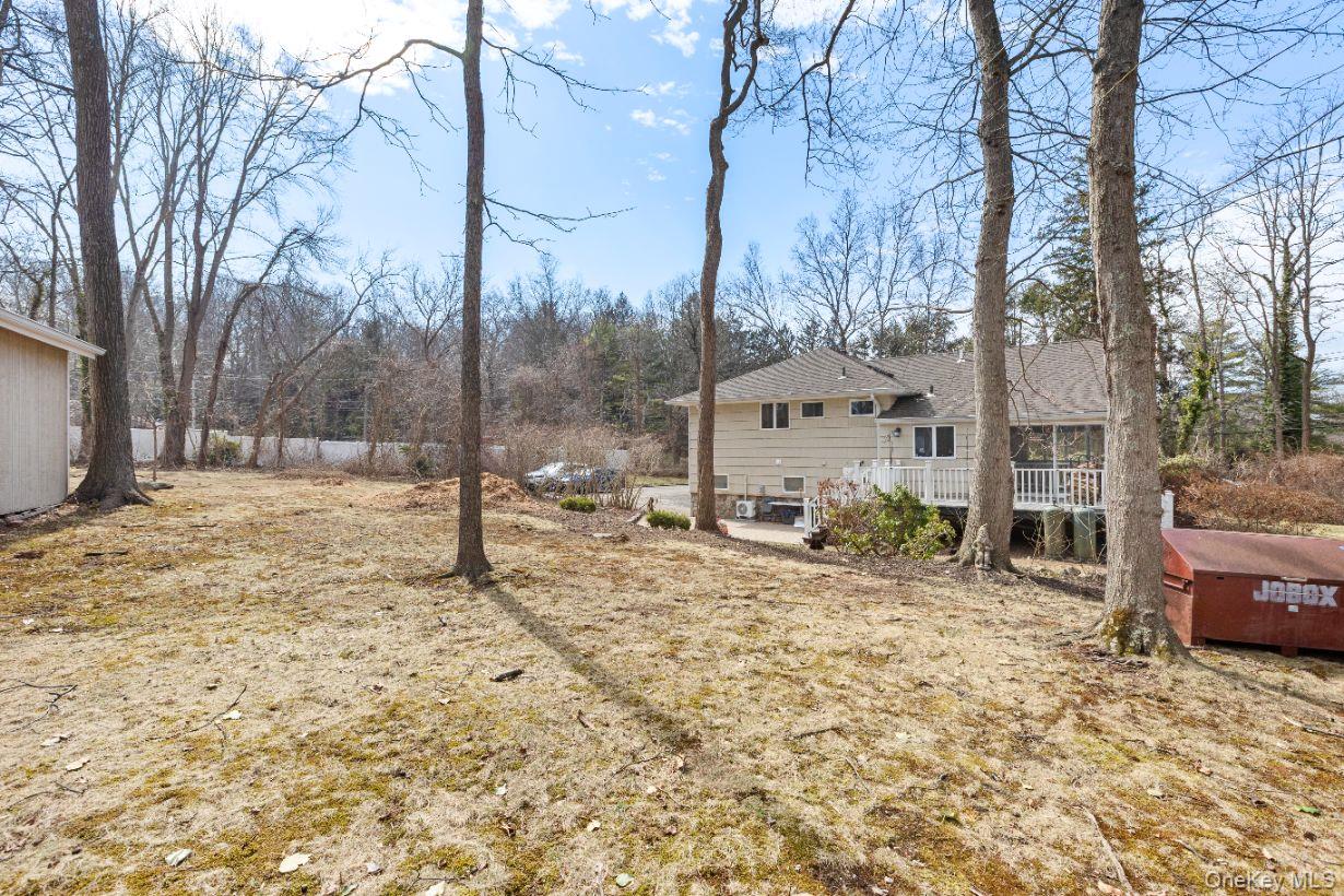 #18 photo, 336 Dix Hills Road, מחוז סאפוק Dix Hills , NY 11747