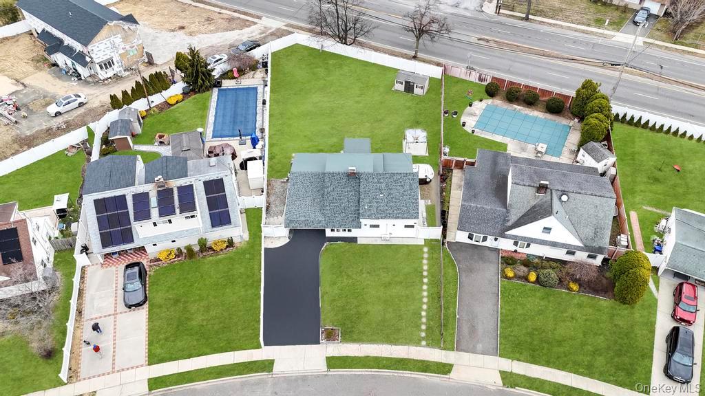 #2 photo, 63 Blacksmith Road, Levittown , NY 11756