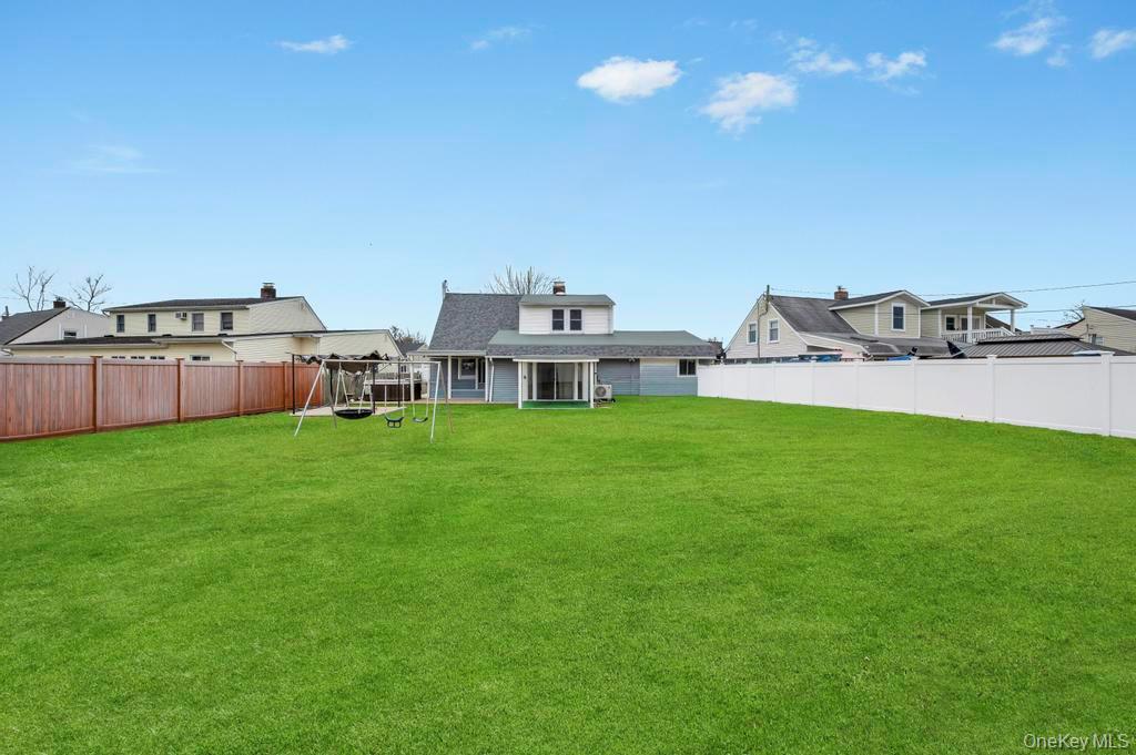 #3 photo, 63 Blacksmith Road, Levittown , NY 11756