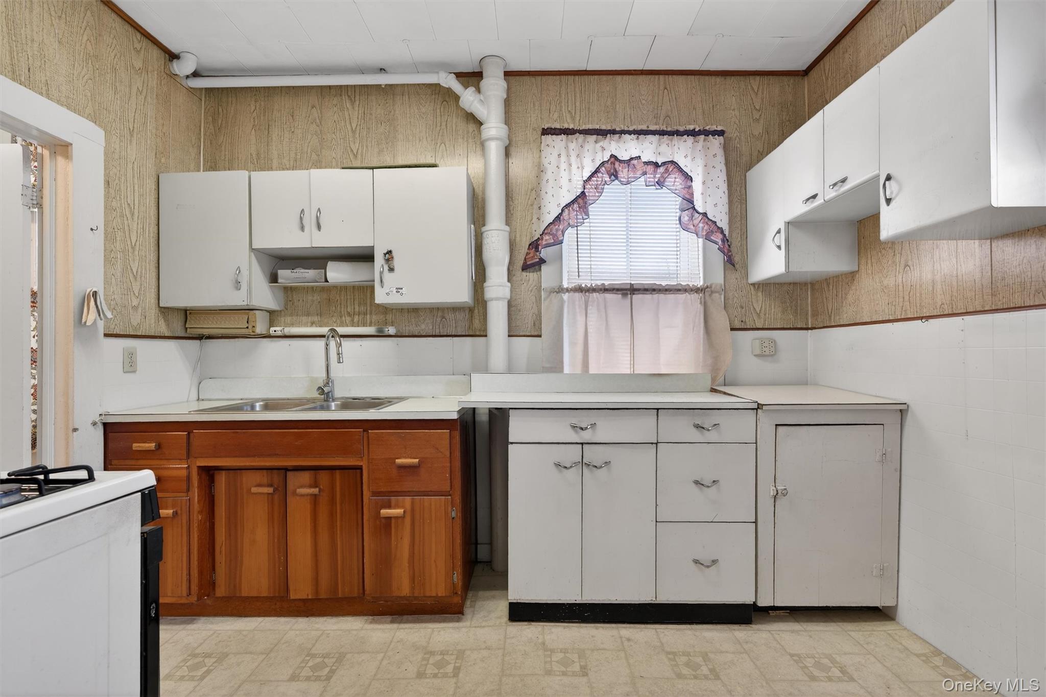 #18 photo, 195 W Main Street, Port Jervis , NY 12771