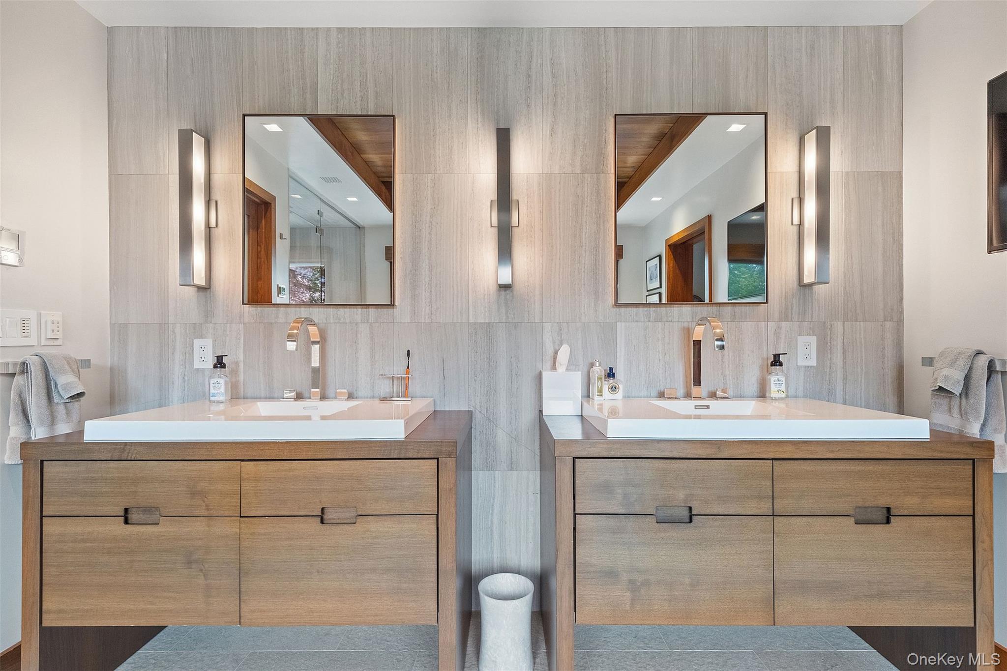 #20 photo, 8 Ridgeview Circle, Armonk , NY 10504