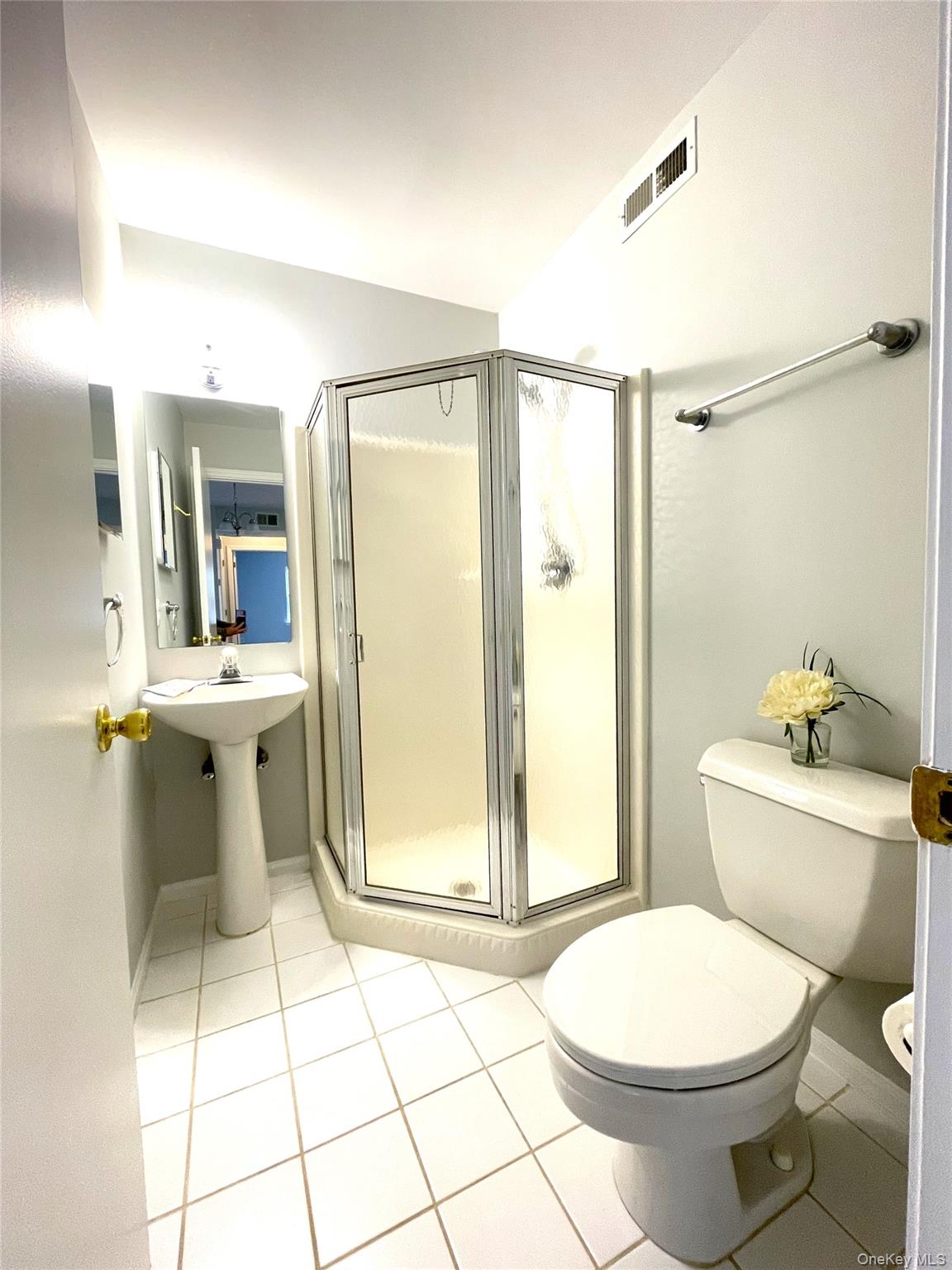 #13 photo, 760 E Crooked Hill Road, Pearl River , NY 10965