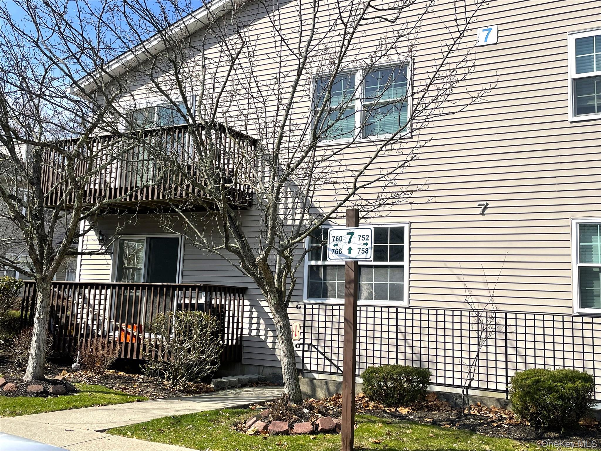 #3 photo, 760 E Crooked Hill Road, Pearl River , NY 10965