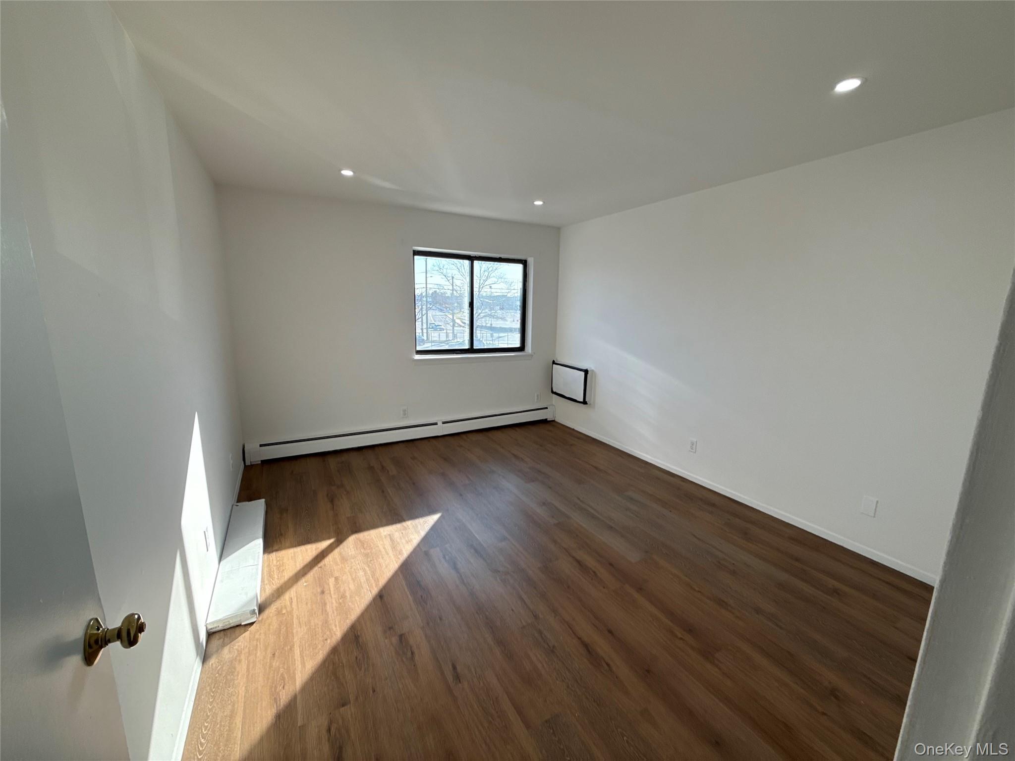 #10 photo, 142 Trenchard Street, Yonkers , NY 10704