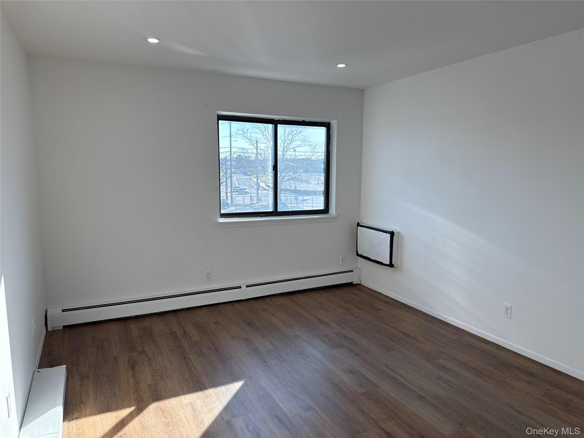 #11 photo, 142 Trenchard Street, Yonkers , NY 10704