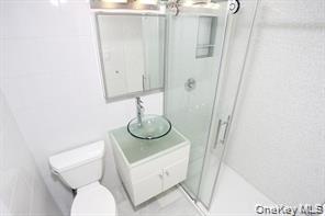 #4 photo, 311 71st Street, New York (Manhattan) , NY 10021