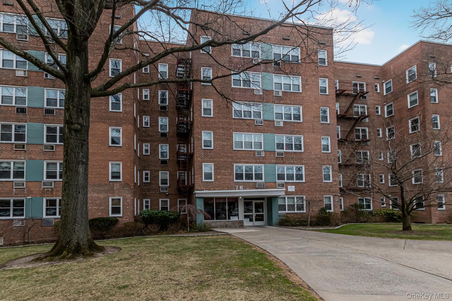 #2 photo, 76 DeHaven Drive, Yonkers , NY 10703